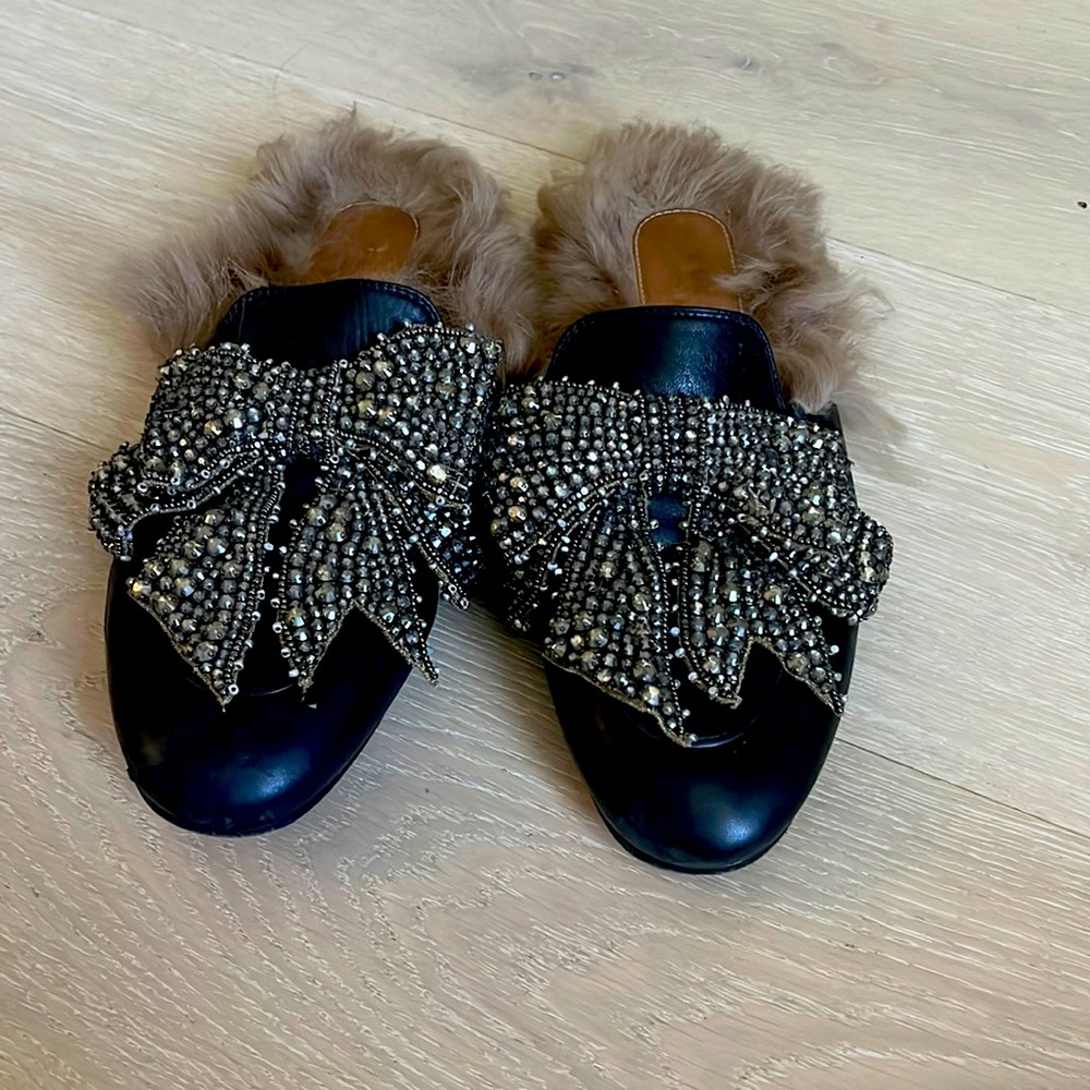 Gucci bow slides shoes